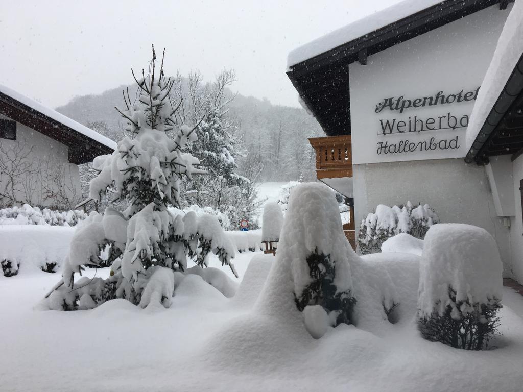 Ferienwohnungen Weiherbach - Hallenbad بيرشتسغادن المظهر الخارجي الصورة